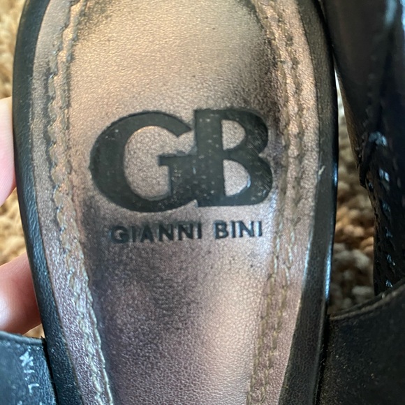 Black peep toe heels - Picture 4 of 6